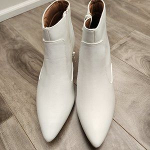 Fashion Nova kitten heel ankle booties